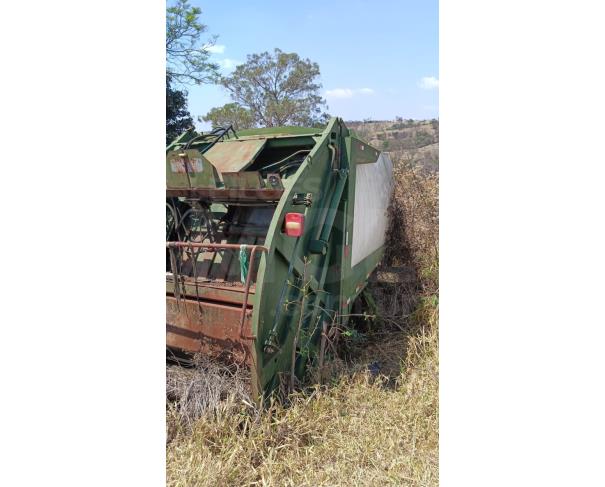 Foto de ITAÚNA/MG-COMPACTADOR DE LIXO USIMECA