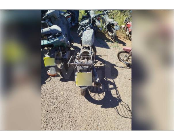 Foto de APARECIDA DE GOIÂNIA/GO - Motocicleta HONDA ML 125 - PARA RETIRADA DE PEÇAS