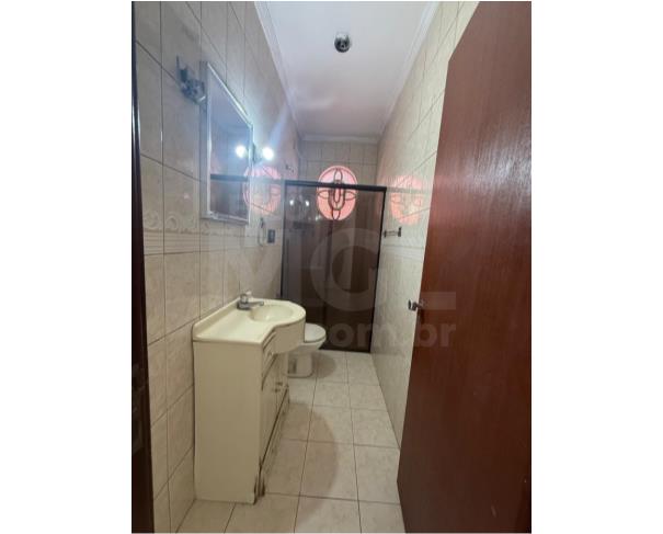 Foto de JUIZ DE FORA/MG – Casa residencial situada no bairro São Mateus 