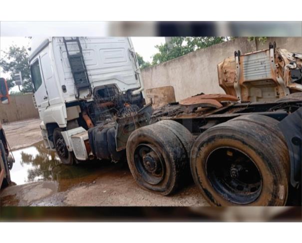 Foto de CUIABÁ/MT - CIRCULÁVEL - M.BENZ/1944 S - 2004/2004