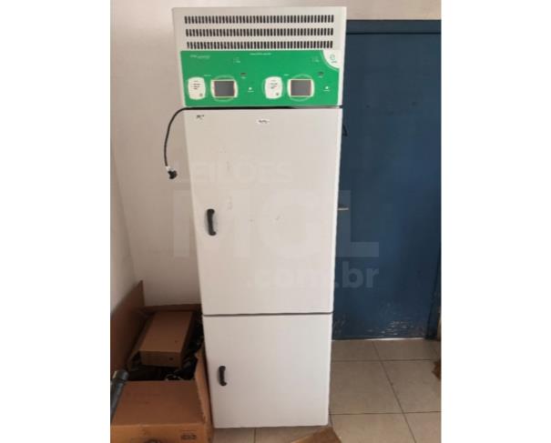 Foto de NOVO HAMBURGO/RS - Freezer de laboratório