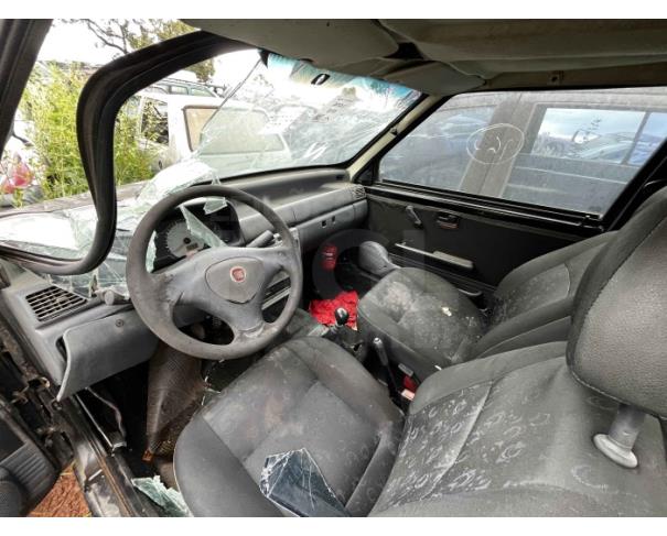 Foto de JUNDIAÍ/SP-VEÍCULO CONSERVADO-FIAT/UNO MILLE ECONOMY-2010/2011
