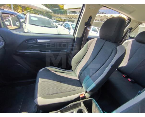 Foto de ITAÚNA/MG-CHEVROLET S10 LS DD4 2020/2021- PA13404