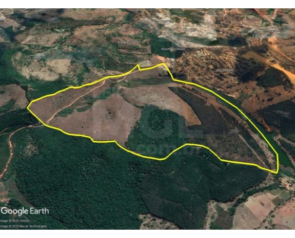 Foto de PEÇANHA/MG — Fazenda com 162.2569 hectares no Amoreira ou Santo Antônio