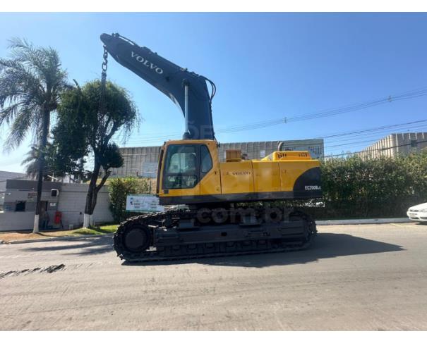 Foto de CONTAGEM/MG - ESCAVADEIRA - VOLVO EC700BLC - ANO: 2011/2011 - PA13071