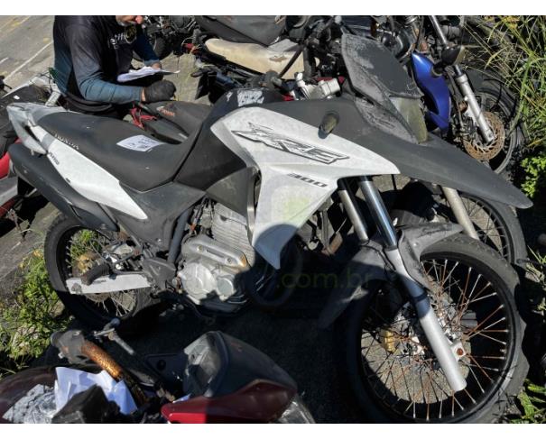 Foto de ANGRA DOS REIS/RJ-VEÍCULO CONSERVADO-HONDA/XRE 300-2016/2016