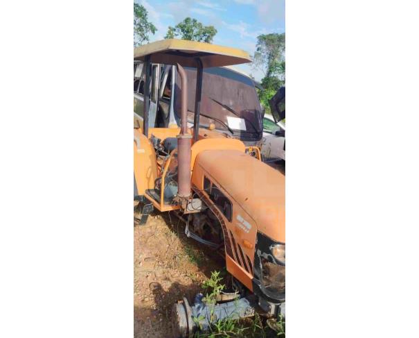Foto de NOVO HORIZONTE DO OESTE/RO - Trator Agrícola Budny, modelo BDY 7540 (4x4)