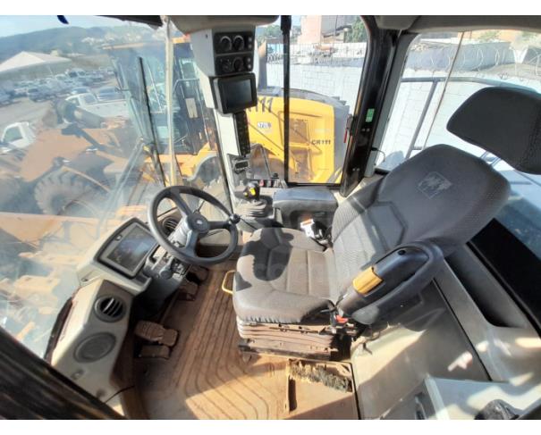 Foto de ITAÚNA MG PÁ CARREGADEIRA CAT  972L - ANO: 2021 - FROTA: CR105 