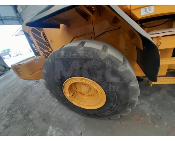 Foto de ITAÚNA/MG-PÁ CARREGADEIRA VOLVO L120F