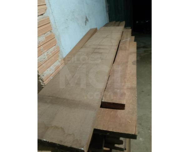 Foto de DIVINÓPOLIS/MG   LOTE DE MADEIRAS