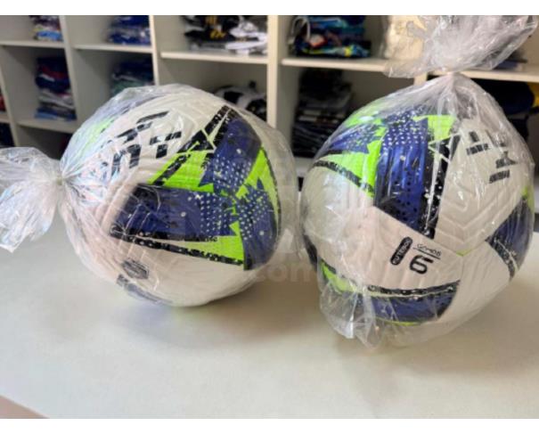 Foto de FORMIGA/MG - 2 bolas de futebol society, marca FINTA Profissional, número 6 