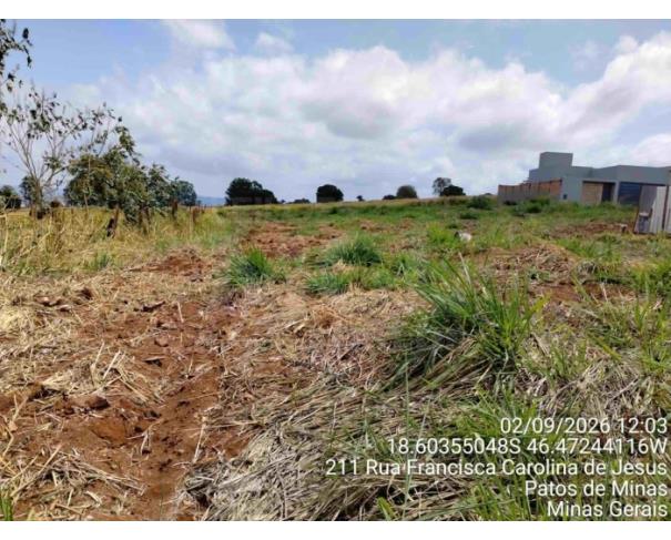 Foto de PATOS DE MINAS/MG - Lote urbano com área de 4.076,74 m², localizado na Rua Luiz de Santa Teresinha, bairro Morada da Serra 