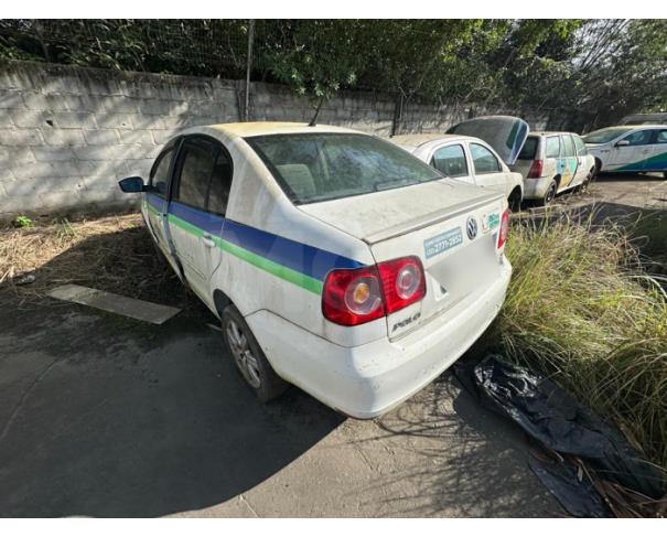 Foto de RIO DAS OSTRAS/RJ - VW POLO SEDAN 2.0 COMFOR