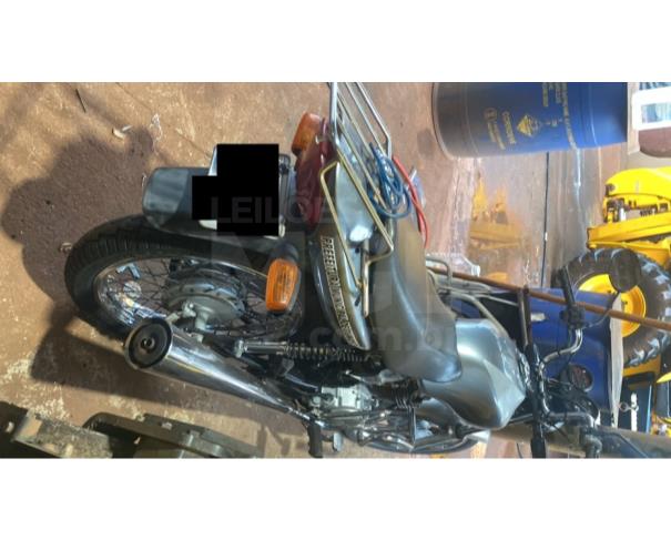 Foto de DUMONT/SP - Motocicleta Honda CG 125 Titan KS, 2001/2002, GASOLINA 
