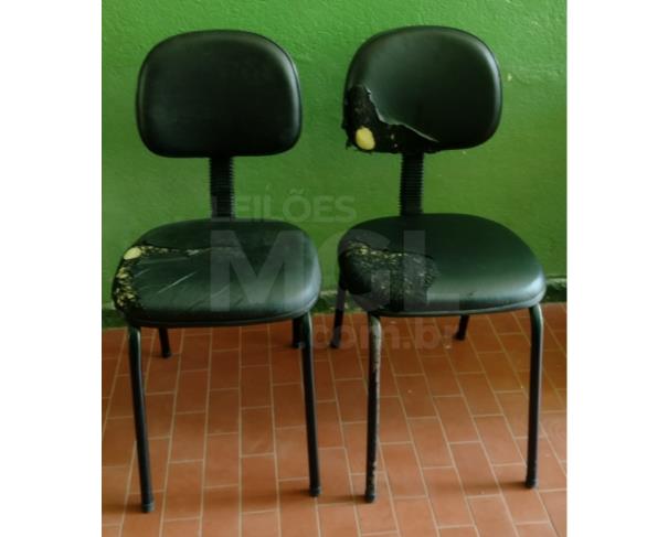 Foto de SENADOR CORTES/MG - Lote de Mobiliário em Geral