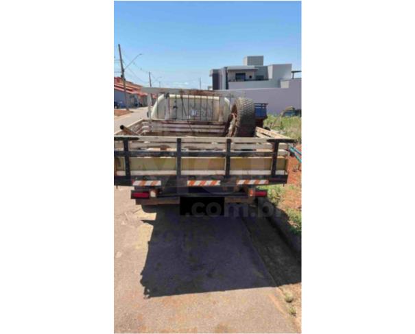 Foto de TIROS/MG - Caminhonete Mitsubishi L200 Triton GL D, 2017/2018, DIESEL 