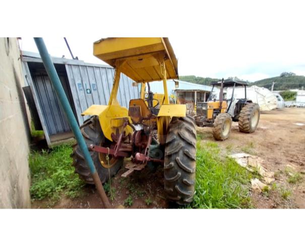 Foto de ITANHANDU/MG- Trator Valmet, modelo 68.