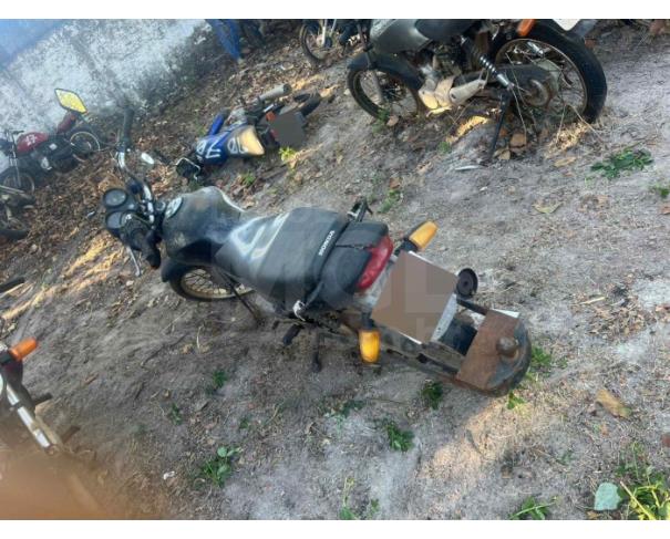 Foto de ARAGUAPAZ/GO - Motocicleta HONDA CG 125 Fan - PARA RETIRADA DE PEÇAS - MOTOR INSERVÍVEL