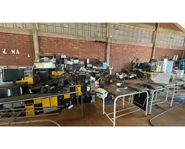 Foto de VALENÇA/BA – Sucata Ferrosa Diversas (Fogões, geladeiras, armários de ferro, diversos mecânica, ventiladores, monitores, CPU’s, macas dentre outros)