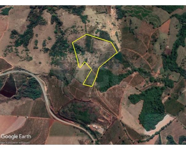 Foto de NEPOMUCENO/MG — Terreno rural com 09.75.75 hectares no Calunga ou Piraquara 