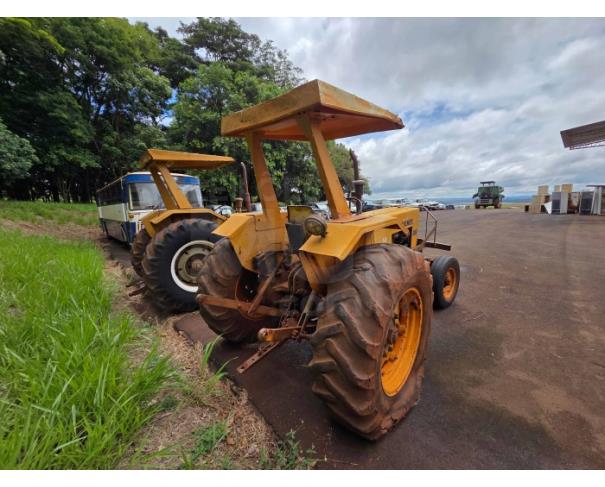 Foto de LONDRINA/PR - TRATOR AGRÍCOLA 4X2 MARCA VALMET MODELO 88ID
