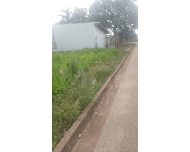 Foto de FORMIGA/MG LOTE COM ÁREA DE 480M2 LOTEAMENTO DE FURNAS IATE CLUBE