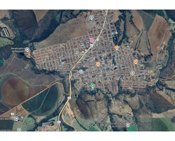 Foto de PERDIZES/MG — Sobrado com 3 quartos no Residencial Jardim Esperança 2 
