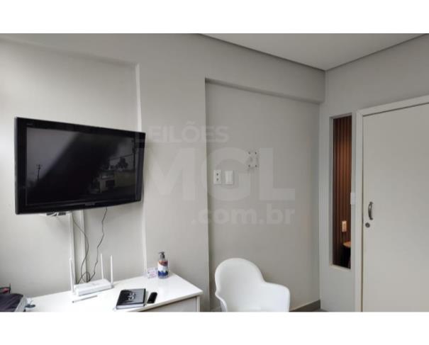 Foto de PONTE NOVA/MG – Sala comercial com a área de 32,84m², situado no bairro Palmeiras