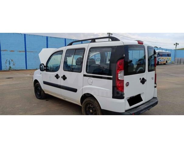 Foto de IBITURUNA/MG - Fiat/Doblo Essence 7L E, 2016/2017, FLEX 