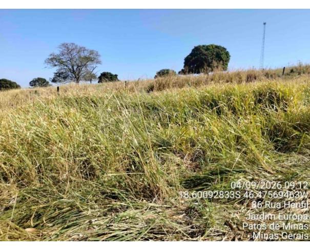 Foto de PATOS DE MINAS/MG - Lote urbano com área de 9.757,28 m², localizado no bairro Morada da Serra
