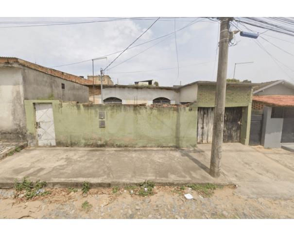 Foto de ITAÚNA/MG - Casa com 2 quartos e garagem no bairro Novo Horizonte. 