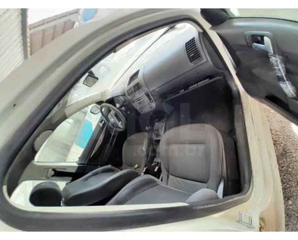 Foto de RIO DAS OSTRAS/RJ - VW POLO SEDAN 2.0 COMFOR