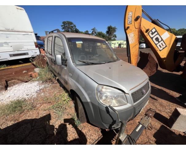 Foto de ARAMINA/SP - CARRO - Fiat Doblo Essence 1.8- 2014/2014