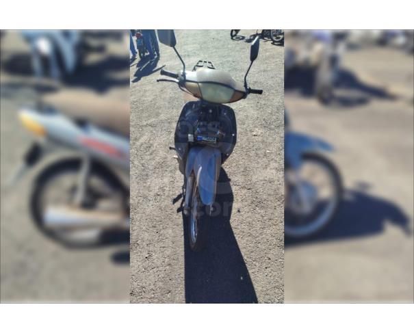 Foto de APARECIDA DE GOIÂNIA/GO - Motocicleta HONDA C100 Biz Mais - PARA RETIRADA DE PEÇAS - MOTOR INSERVÍVEL