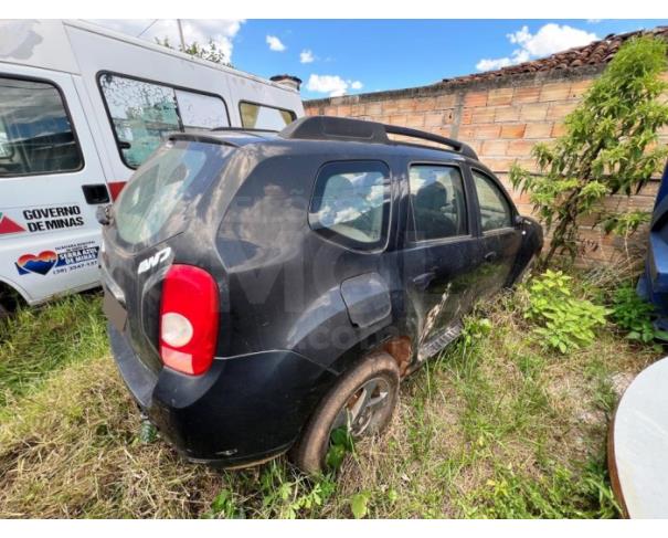 Foto de SERRA AZUL DE MINAS/MG- (CARRO) Renault / Duster Tech Road 2.0 D 4X4