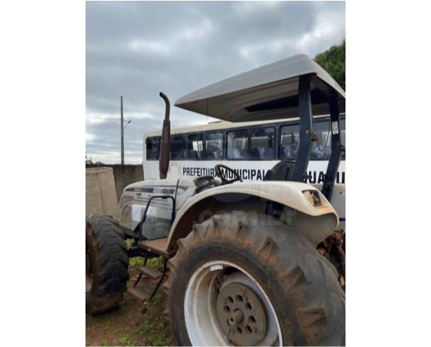 Foto de TAQUARUSSU/MS - Trator Agrícola Agrale
