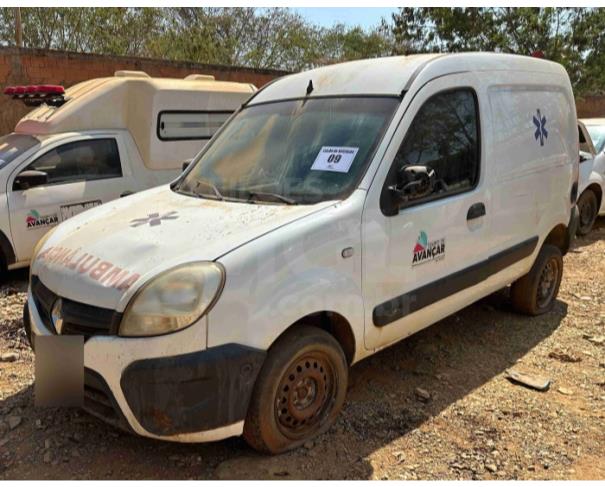 Foto de SÃO JOÃO DA PONTE/MG - CARRO - I/Renault Kgoo Express16, 2016/2017