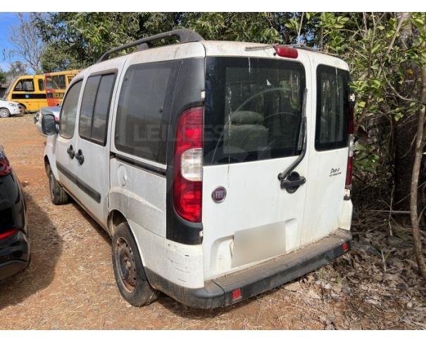 Foto de IGUATAMA/MG - CARRO - Fiat Doblo Attractiv 1.4, 2014/2014