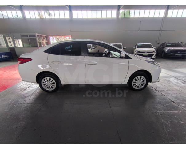 Foto de ITAÚNA/MG- TOYOTA YARIS XL SEDAN 1.5 FLEX 16V 4P AUT. 2024/2025- PA12966