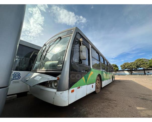 Foto de BRASÍLIA/DF - Ônibus  VW Induscar Mil U OT( 1726/59 O500U Caio Millenium)
