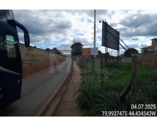 Foto de MATEUS LEME/MG – LOTE COM ÁREA DE 394,07 M2 SITUADO NO BAIRRO NOSSA SENHORA APARECIDA