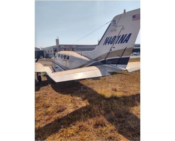 Foto de GOIÂNIA/GO - CESSNA 402B N401NA - 1970/1970 - ALIENAÇÃO ANTECIPADA