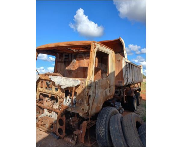 Foto de DOURADOQUARA/MG - Caminhão  - VW 26.280 CRM 6X4, 2013 / 2014