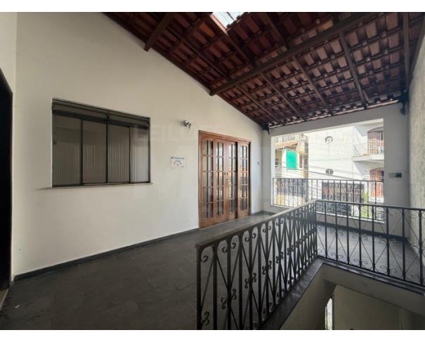Foto de JUIZ DE FORA/MG – Casa residencial situada no bairro São Mateus 