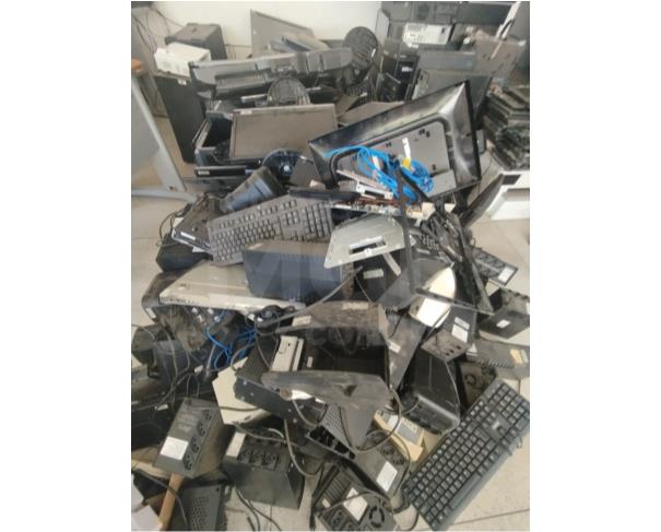 Foto de ANCHIETA/ES - Sucata de informática/eletrônico