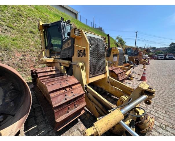 Foto de OSASCO/SP - TRATOR DE ESTEIRA - KOMATSU D61EX-15E1  - ANO: 2008/2008 - PA13171