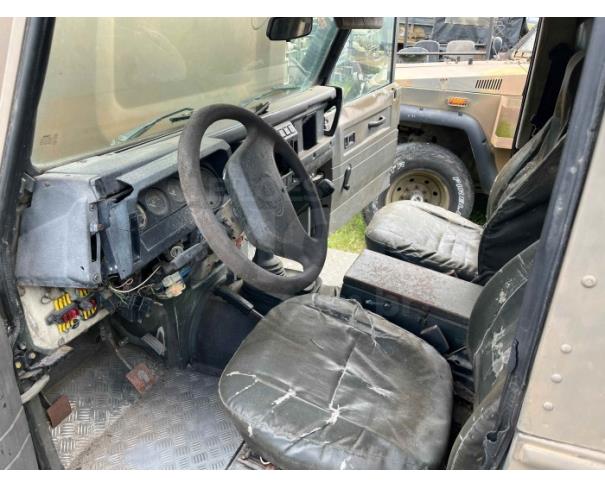 Foto de RIO DE JANEIRO/RJ- VTNE PICAPE EMP GE DEFENDER 110 3/4T 4X4 LAND ROVER