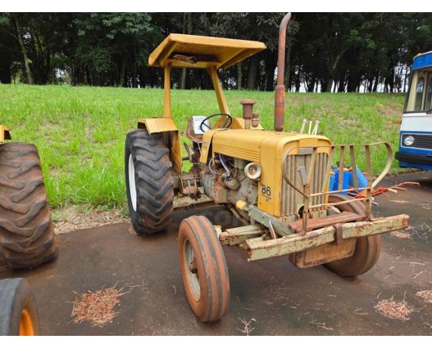 Foto de LONDRINA/PR - TRATOR AGRÍCOLA 4X2 MARCA VALMET MODELO 86ID