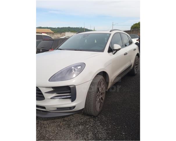 Foto de SENADOR CANEDO/GO - CIRCULÁVEL - PORSCHE MACAN - 2021/2021