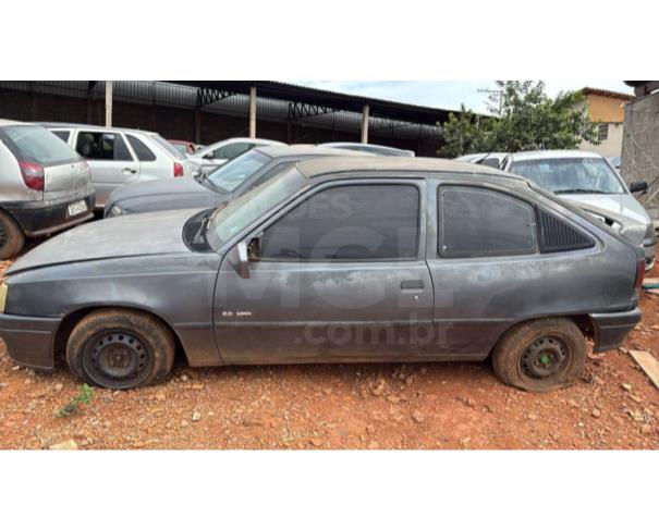Foto de SÃO GOTARDO/MG - CIRCULÁVEL -GM KADETT SL EFI - 1992/1992